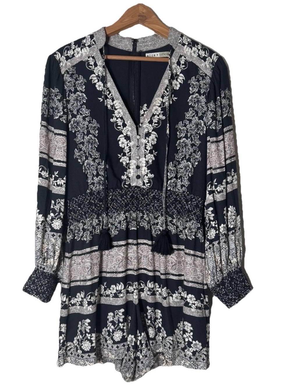Alice + Olivia Senna Floral Romper Playsuit Shorts 4 Black Cream Tassels Fall - Picture 3 of 9